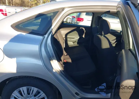 2017 Ford Focus S from USA, damaged, VIN 1FADP3E20HL243445